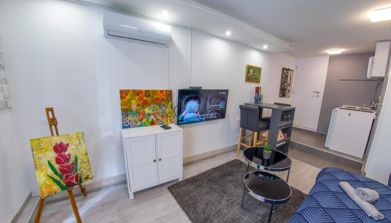 Studio Gallery โมสตาร์ ภายนอก รูปภาพ