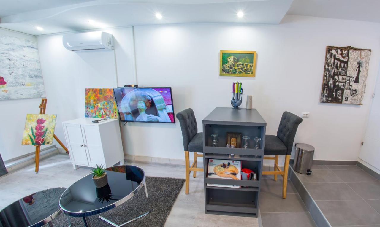 Studio Gallery โมสตาร์ ภายนอก รูปภาพ